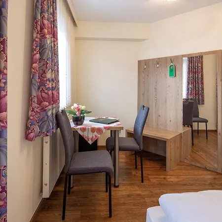 Fuchs Bed & Breakfast Söll