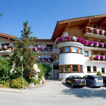 Fuchs Bed & Breakfast 4*