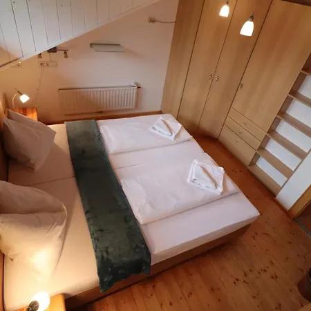 Fuchs Bed & Breakfast