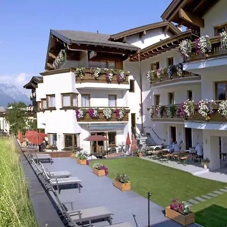 Bed & Breakfast Fuchs 4*