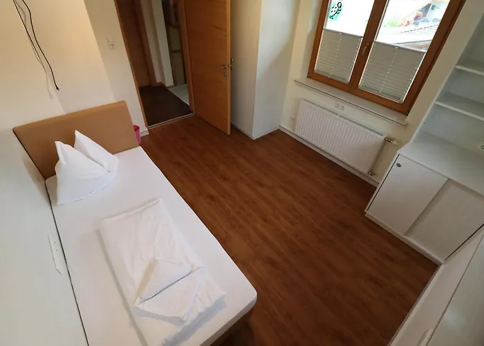 Fuchs Bed & Breakfast 4*