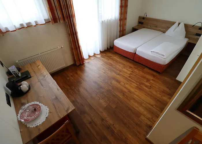 Frühstückspension Fuchs 4*