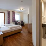 Fuchs Bed & Breakfast