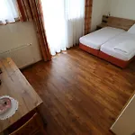 Bed & Breakfast Fuchs 4*